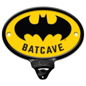 Abridor de Garrafas Metálico Batcave Batman Urban
